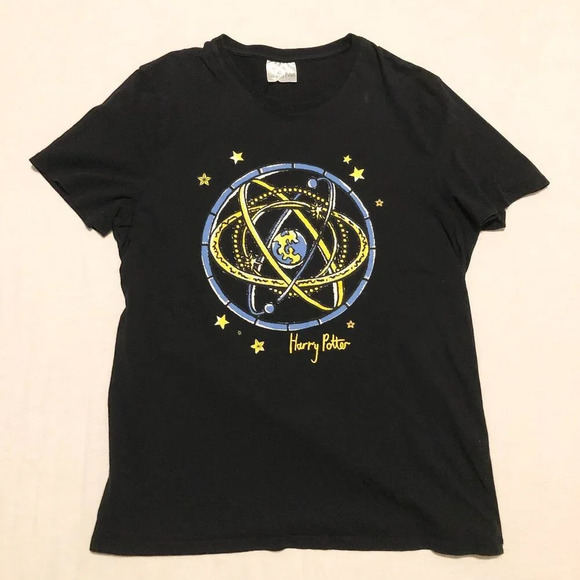 Harry Potter Wizarding World Tshirt Ladies Large  Tee Shirt - Picture 1 of 16